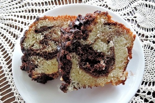 Творожный пирог с начинкой из слив
