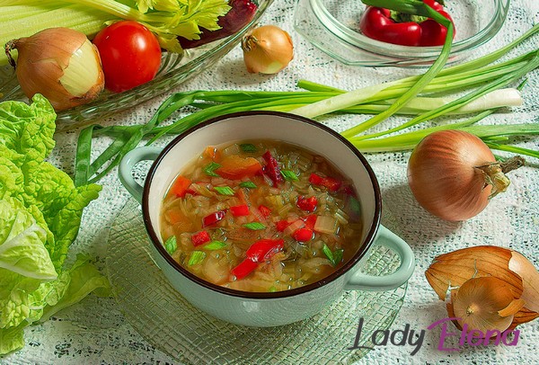 Луковый суп с овощами