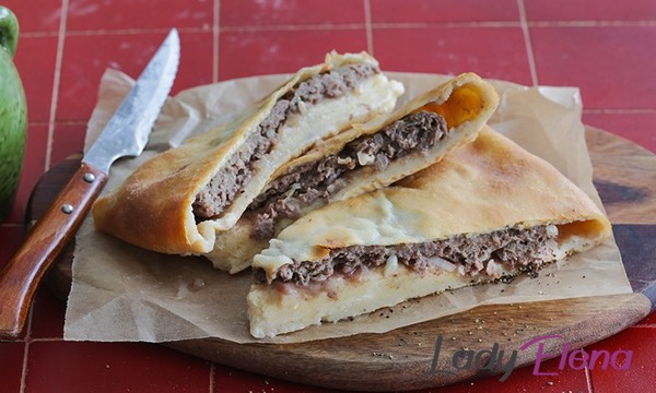 Пирог осетинский с мясом 